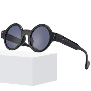 Round Sunglasses Retro Punk Thick Frame UV400 Protection PC AC Material Rivet Decor Wave Temples Casual For Women Men