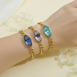Industrielle Gold-Panzerarmbänder mit facettierten Evil-Eye-Kristallen in drei Farben