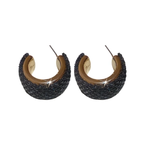 Retro geometric C-shaped earrings with gold finish and black crystal micro-beads