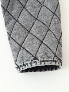 Short quilted denim jacket with lapel and diamond stitching in washed dark gray finish