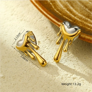 Detailed view showing dimensions of molten heart titanium steel earrings with crystals