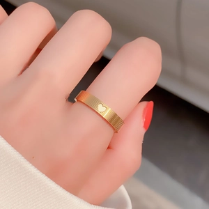 18K gold plated titanium steel heart ring with textured grooved surface for women