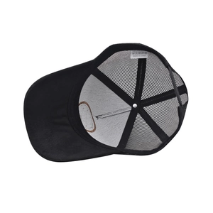 Detail view of cotton baseball cap with rigid Oxford lining and breathable mesh back