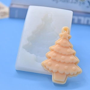 Christmas tree shaped silicone mold for DIY baking, resin craft and candle making