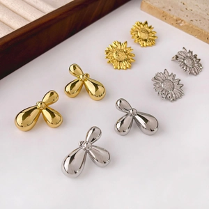 Sunflower Three-Petal Flower Stud Earrings Copper Gold Silver Plating Minimalist Geometric Style Fashion Jewelry For Women