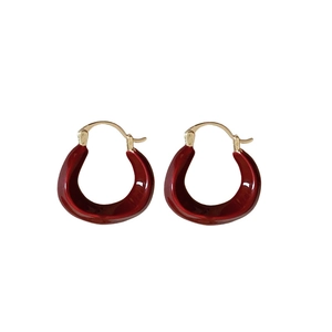 Boucles d'oreilles créoles géométriques en U plaquées or 14K avec émail rouge bordeaux