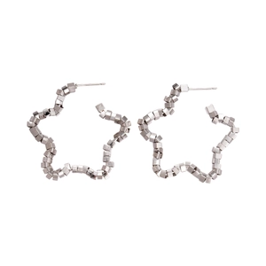 Minimalist geometric star earrings in silver finish with hollow pentagram cube design