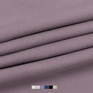Set yoga viola in tessuto nylon spandex elasticizzato con texture morbida effetto nudo