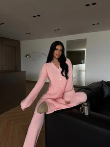 Chic pink knitted loungewear set with V-neck cardigan and matching trousers for women