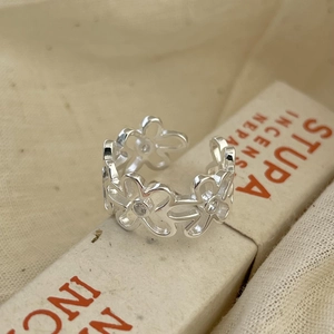 Adjustable S925 sterling silver flower ring with sparkling zircon insets for women