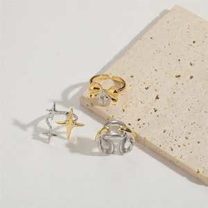 Minimalist two-tone U-shaped horseshoe and bow open rings for women in gold and silver