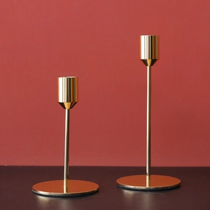 Europäisches minimalistisches goldenes Kerzenhalter-Zweier-Set für Hochzeit und Deko