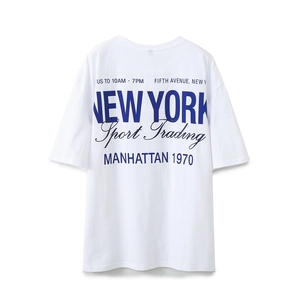 White oversized t-shirt with blue New York Manhattan 1970 vintage graphic print
