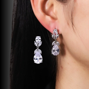 Elegant Zirconia Water Drop Earrings For Women Copper Inlaid Teardrop Dangle Earrings Bridal Wedding Party Jewelry