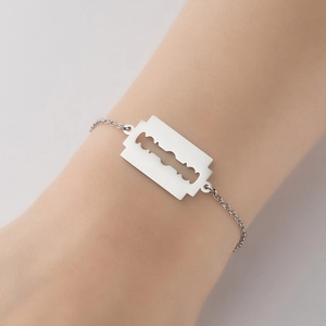 Punk style silver razor blade pendant bracelet in minimalist stainless steel for daily wear