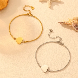 Bracelets à chaîne serpent avec pendentif cœur en acier inoxydable poli or et argent