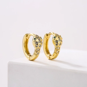Orecchini a cerchio a serpente placcati oro 18K con zirconi bianchi e pietre verdi