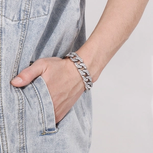 Hip hop silver Cuban link bracelet with iced out pavé zircons for men street style