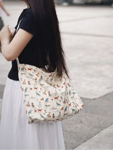 Canvas tote bag with cute dog prints, large capacity crossbody bag for daily use