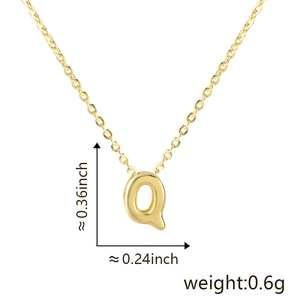 Detailed size chart for Letter Q pendant with 0.36 inch height and 0.6g weight metrics