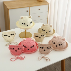 Set cappello di paglia e borsa a tracolla per bambini con ricami a orecchie di gatto