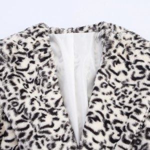 Faux fur leopard print coat with a classic notched collar and smooth white lining