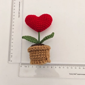 Handmade crochet red heart potted plant decoration showing 13-14cm height measurement