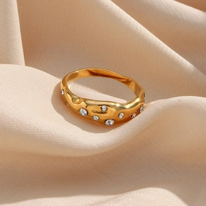 Minimalist 18K gold plated stainless steel irregular ring with sparkling zircon crystals