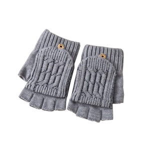 Men's thick knitted fingerless gloves with convertible flip top in classic heather gray