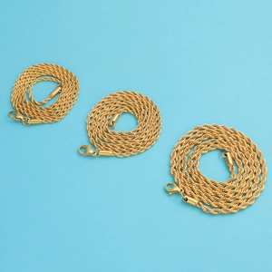 Tres tamaños de cadenas de cuerda de acero inoxidable chapadas en oro de 18K con cierres