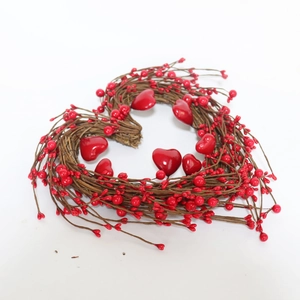 28cm heart-shaped vine wreath with red berries and ornaments for Valentine's Day decor
