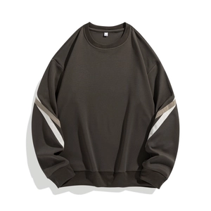 Sweat-shirt gris foncé col rond ample avec rayures contrastées sportives sur les manches