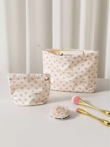Lot de trousses à maquillage à fleurs avec tissu crème et motifs floraux roses
