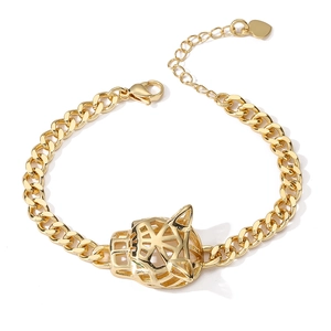Golden hip-hop cuban link bracelet with geometric leopard head and lobster clasp