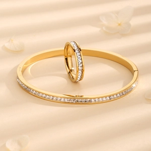 Minimalist Titanium Steel Jewelry Set For Women Rhinestone Inlaid Bracelet And Ring Luxury Fashion Gold Silver Hand Jewelry Gift