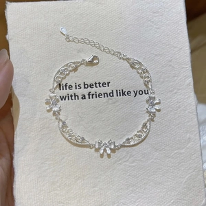 Bracelet nœud élégant en argent S925 avec dentelle en zircon sur carte cadeau