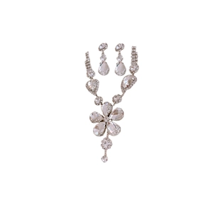 Elegant flower necklace and drop earrings jewelry set with sparkling rhinestones