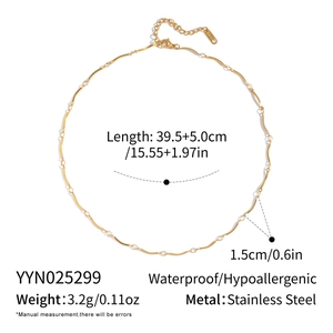 Detailed size and weight specifications for 18K gold stainless steel minimalist necklace