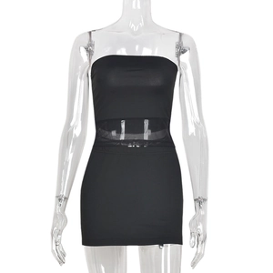 Mini-robe bustier noire pour femme avec empiècements en tulle transparent à la taille