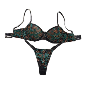 Ensemble lingerie en dentelle noire sexy avec broderie florale, soutien-gorge et thong