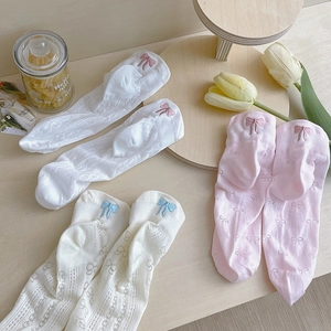 Knit kids crew socks with bow embroidery and lace pattern in white pink beige colors