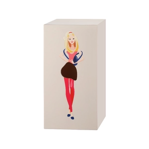 Boîte à mouchoirs créative avec fille de dessin animé et design de jupe bouffante