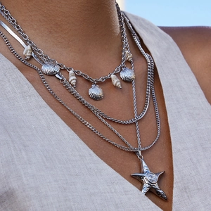 Layered stainless steel starfish and seashell pendant necklace for women beach style
