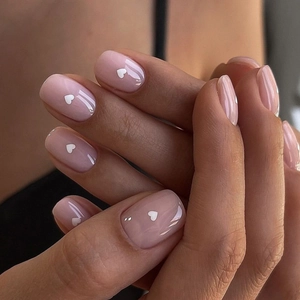 Unghie a Pressione Rosa Nude Effetto Jelly Motivo a Cuore Bianco Mini Quadrate Ovali Lucide Unghie Finte Artificiali Donna