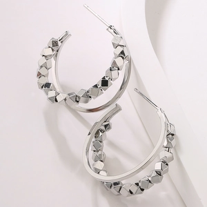 French style double layered silver hoop earrings with geometric faceted cube beads