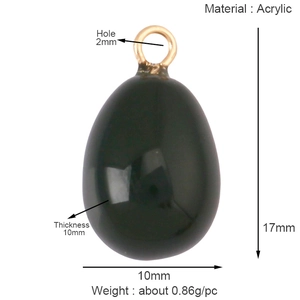 Technical view of black teardrop acrylic fruit charm with 17x10mm size and 2mm hole detail