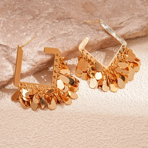 18K gold plated square droplet fringe earrings with U-shaped geometric hoops
