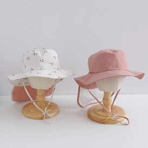 Quick-dry kids sun hats with neck flaps in cherry print and dusty rose pink