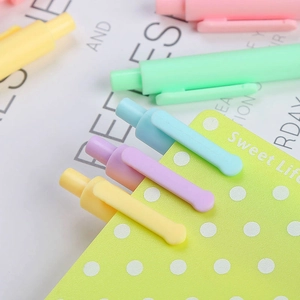Pastel macaron retractable pens in assorted soft colors for office and school supplies