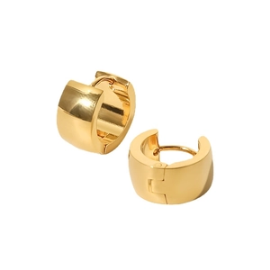Chunky gold stainless steel hoop earrings with high-polished geometric 18K finish